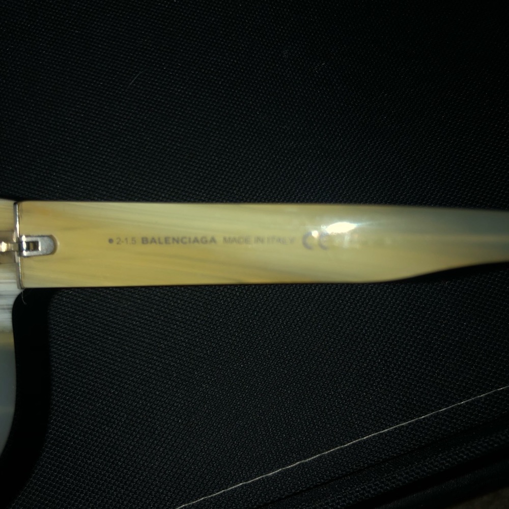 Balenciaga sunglasses - Picture 4 of 4